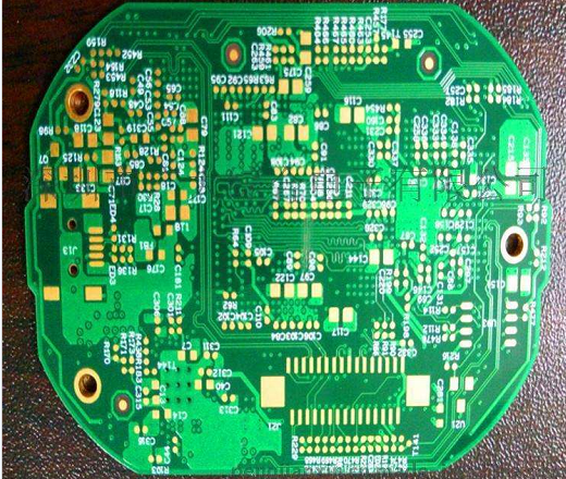 双面PCB板与单面PCB板有(yǒu)哪些區(qū)别