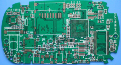 选择小(xiǎo)批量单层pcb打样生产厂家注意事项